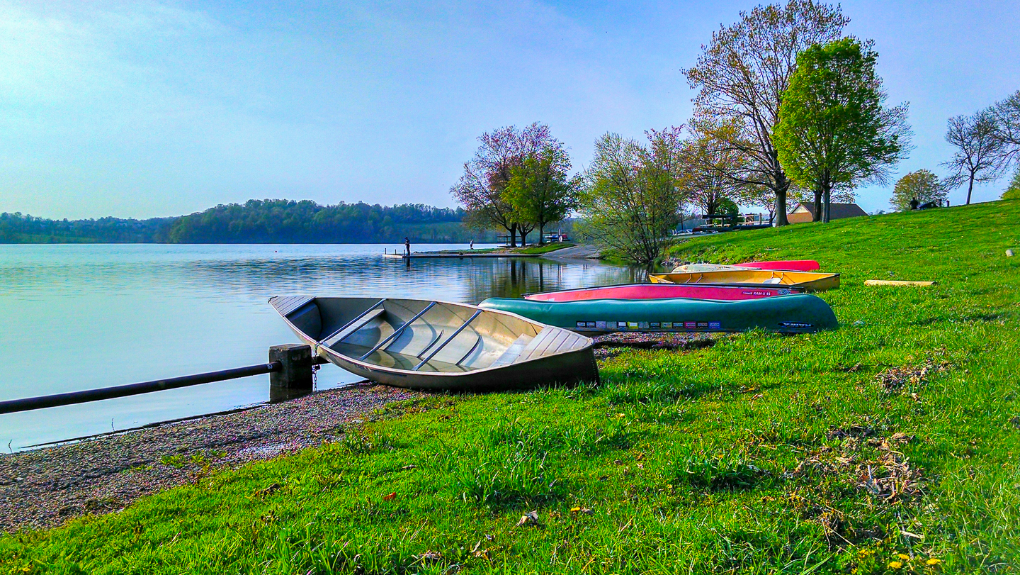 Canoes on a lake - Real Estate Agent in Philadelphia - Bela Vora Homes